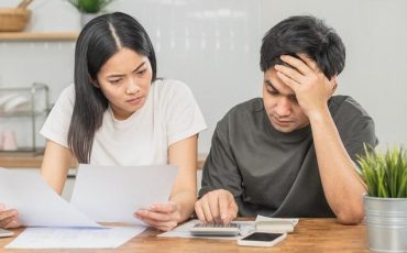 MENGAPA GEN Z DAN GENERASI MILENIAL CENDERUNG LEBIH SUKA BERUTANG?